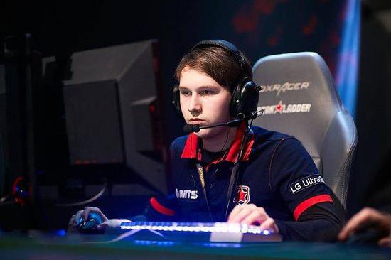 探索十年游戏的魅力与开黑文化