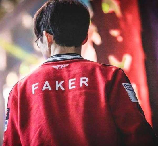 成都电竞之都建设加速 五大顶级赛事齐聚